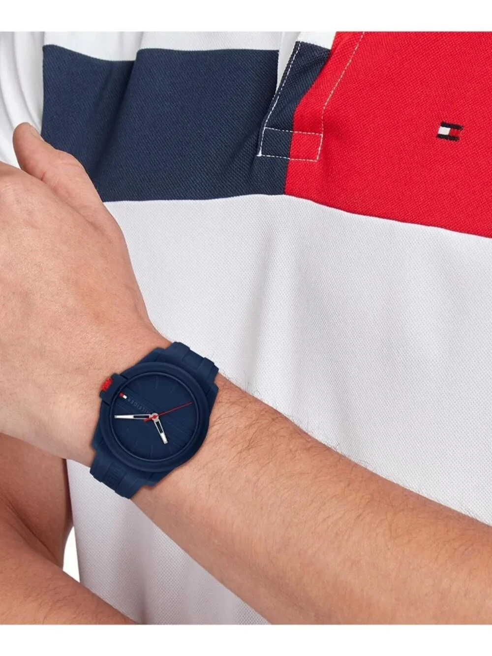 Men's Blue Quartz Casual Sport Style Silicone Strap Water-Resistant Wrist Watch